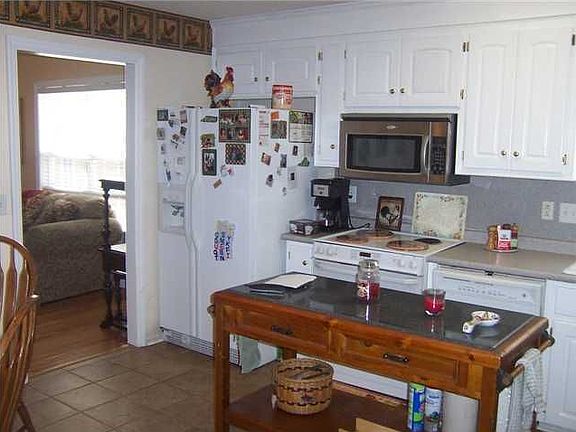 ceramic tile kitchen floor
