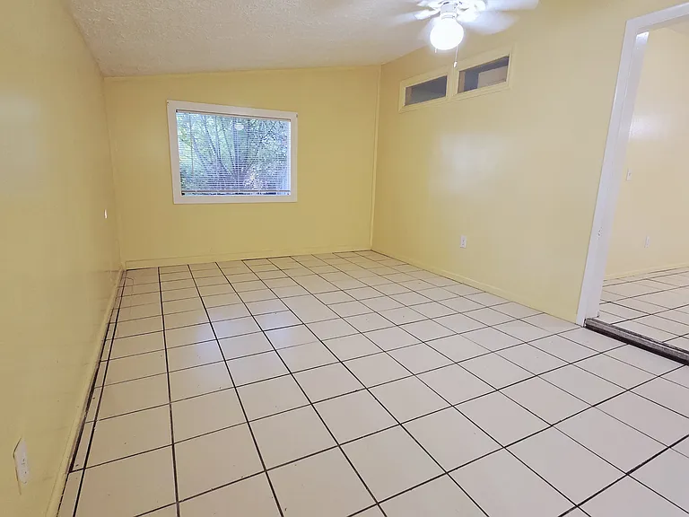 1715 Bentley Blvd — Photo 9