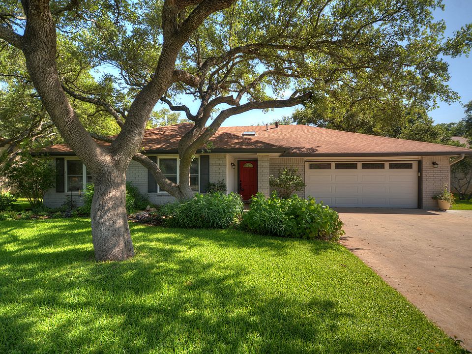 1st image of 110 Tallwood Dr