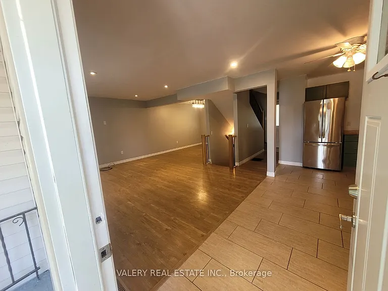1815 Francois Rd — Photo 13