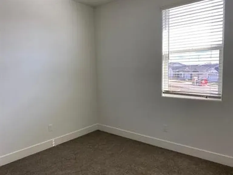 2434 Urdaneta Way — Photo 52