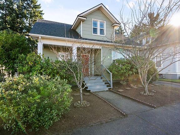 2nd image of 6059 NE Willow St
