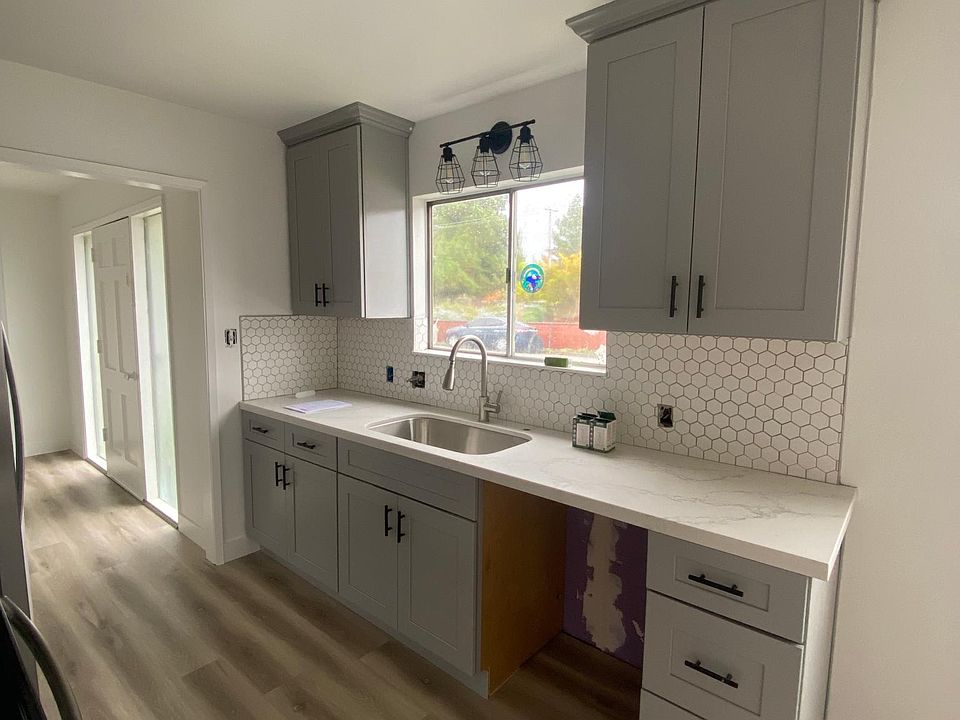1st image of 2560 Bowers Ave #1-2
