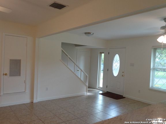 5th image of 5703 Prentiss Dr