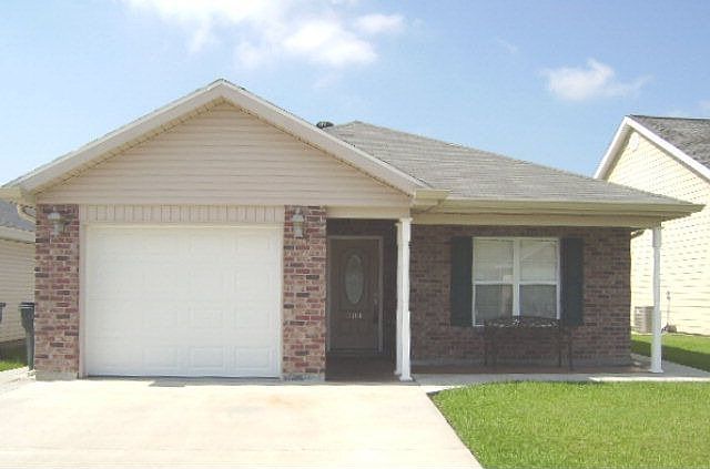 1st image of 204 Jolie Oaks Blvd