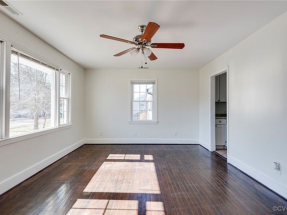 3rd image of 222 N Kalmia Ave