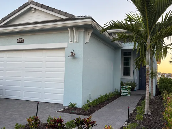 12527 SW Leopold Way, Port Saint Lucie, FL 34987