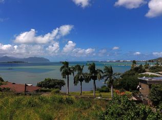 44-596 Kaneohe Bay Dr, Kaneohe, HI 96744