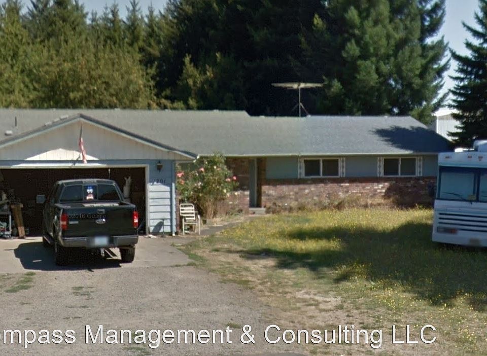 2nd image of 1201 Chemawa Rd N
