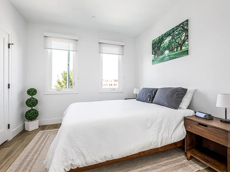 222 E State St #201 — Photo 13