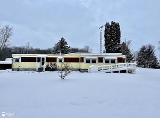1234 S Overland Dr, Lennon, MI 48449