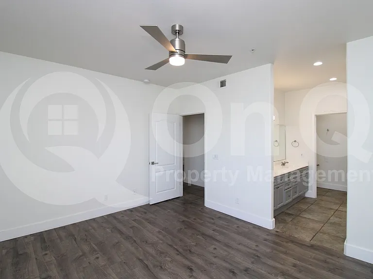 4200 N 82nd St #2002 — Photo 8