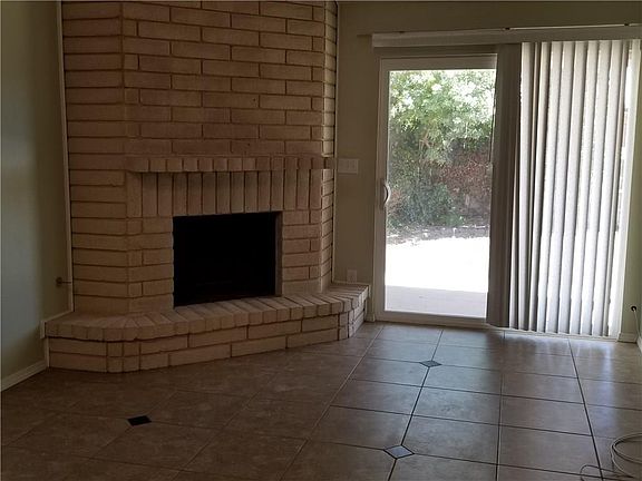 4th image of 1746 Villa Santos Cir