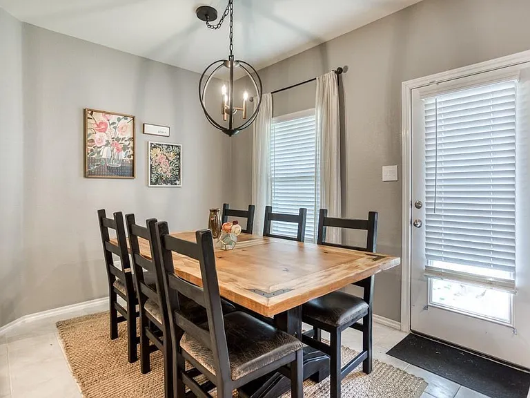 608 Rustic Meadows Trl — Photo 9