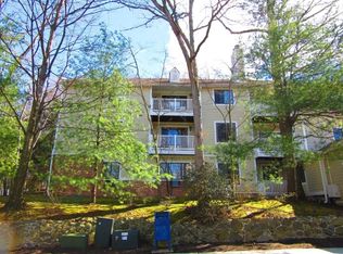 2 E Foxwood Dr #E, Morris Plains, NJ 07950