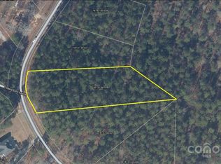 2124 Lakeshore Rd, Camden, SC 29020
