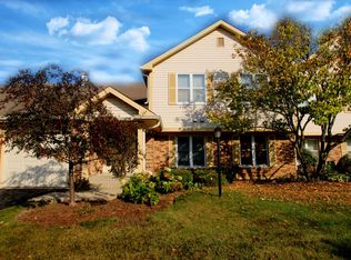 1301 Streamwood Ln #304, Vernon Hills, IL 60061