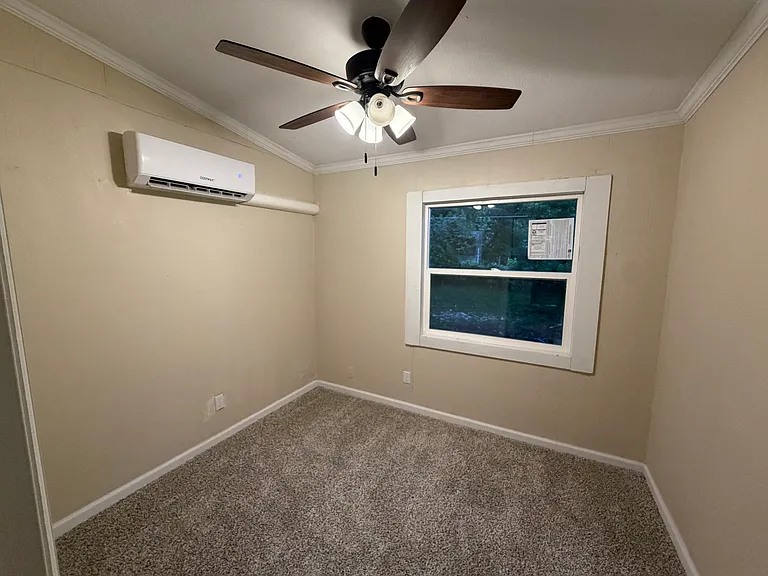 827 S Hall St — Photo 13