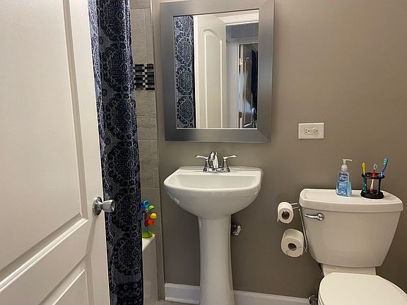 5th image of 340 N Arquilla Dr