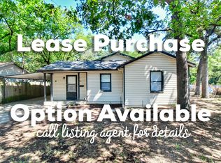 5300 Taylor Rd, River Oaks, TX 76114