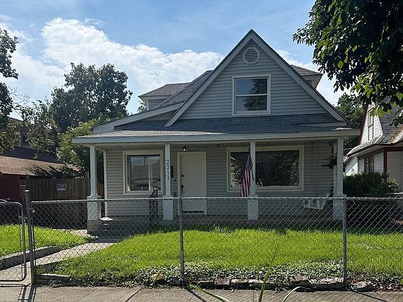 2nd image of 2211 W Gardner Ave