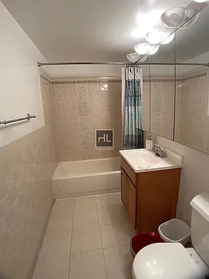 Rented by Highline Residential | media 5