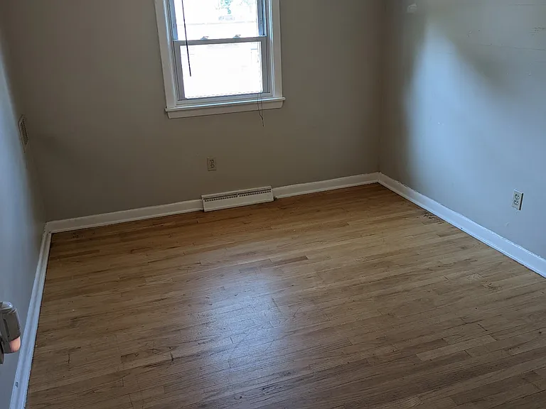 1460 Meriden Waterbury Tpke #4 — Photo 5