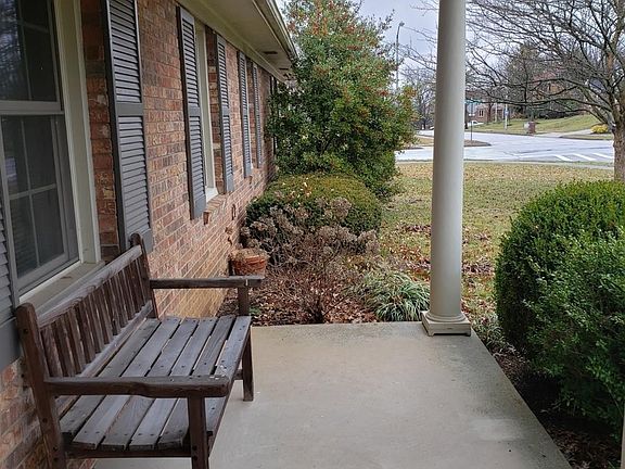 2nd image of 3363 Mantilla Dr