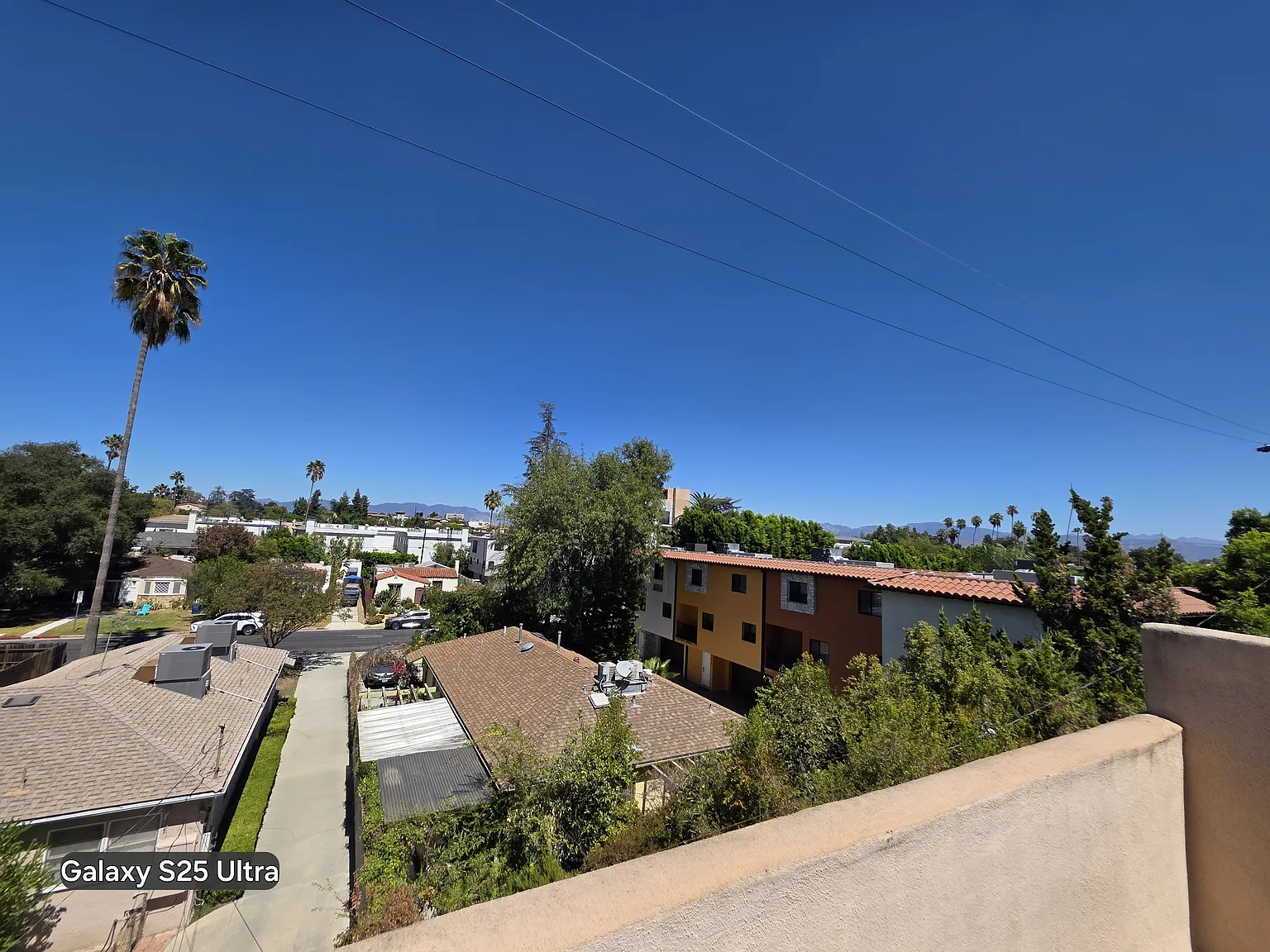 3 bed, 1671 sqft, $4,100 — Photo 2