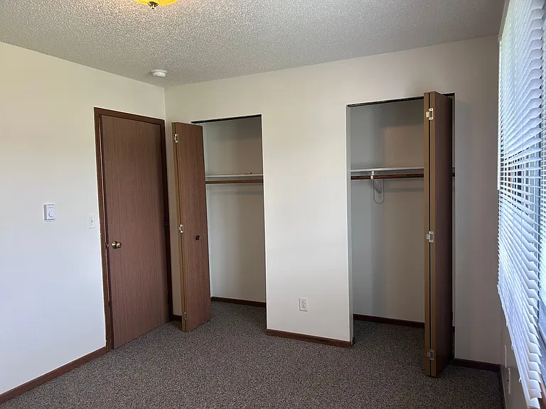 1220 Hardin Dr — Photo 12