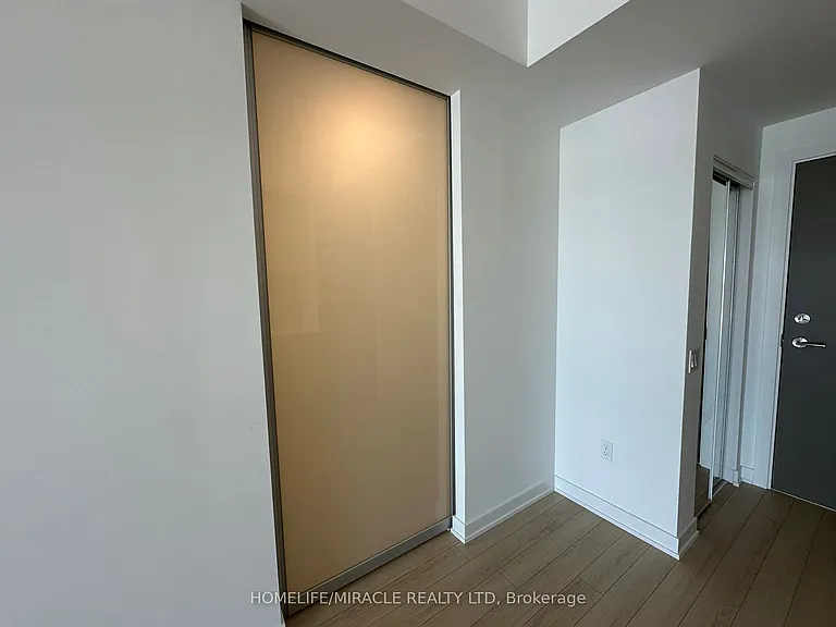 15 Skyridge Dr #2703 — Photo 8