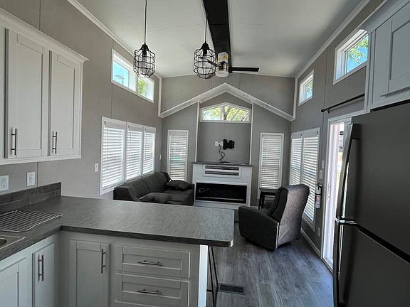 2nd image of 1204 Cedar Point Blvd #24