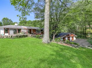 59 Johnsontown Rd, Sloatsburg, NY 10974