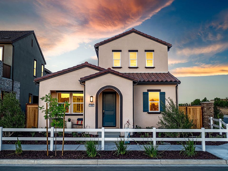 Morada Plan 2 Model Exterior Paso Robles, CA