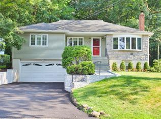 194 Norman Rd, New Rochelle, NY 10804