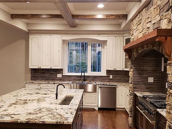 3rd image of 1023 Fern Hill Rd #81