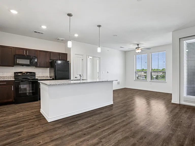 Limestone Ridge — Photo 109