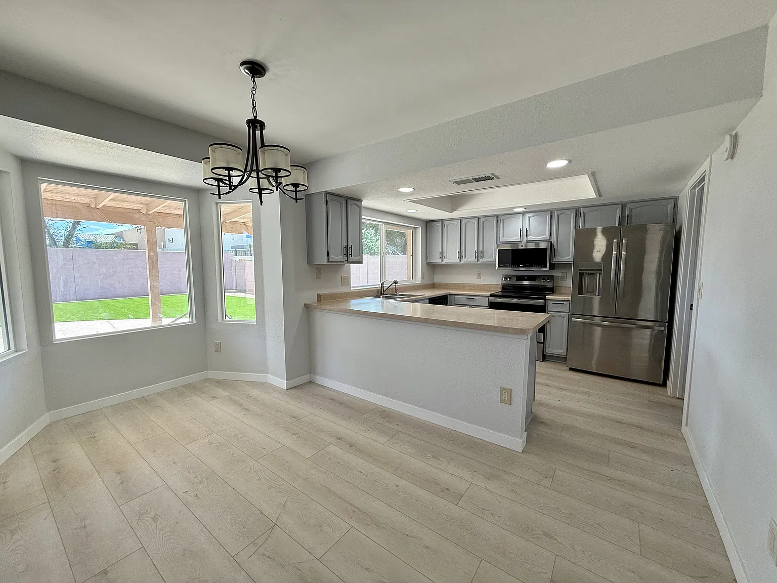4 bed, 1762 sqft, $3,000 — Photo 3