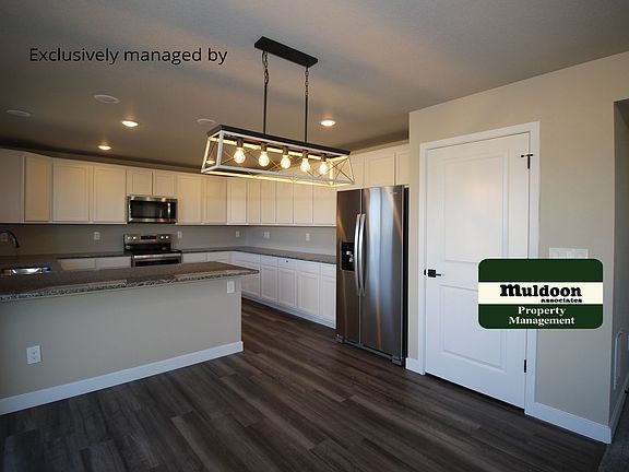 3rd image of 10466 Luneth Dr