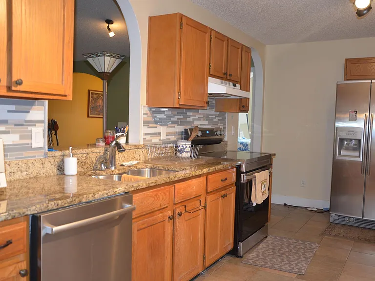 4372 Allanwood Ct — Photo 15
