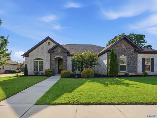 220 Coach Lamp Dr, Madison, AL 35758