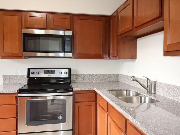 1366 S Avenida Polar APT G202