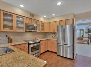 1 Lowell Ct, Goldens Bridge, NY 10526