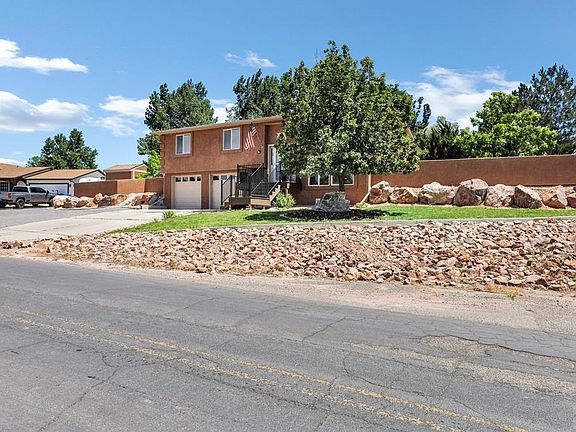 2nd image of 846 S Palomar Dr