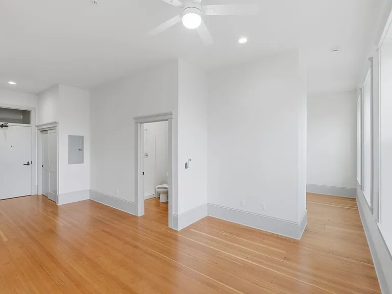 455 Court St NE #204 — Photo 7