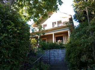 1427 N 52nd St, Seattle, WA 98103