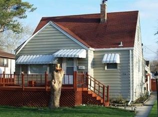407 Country Club Dr, Northlake, IL 60164