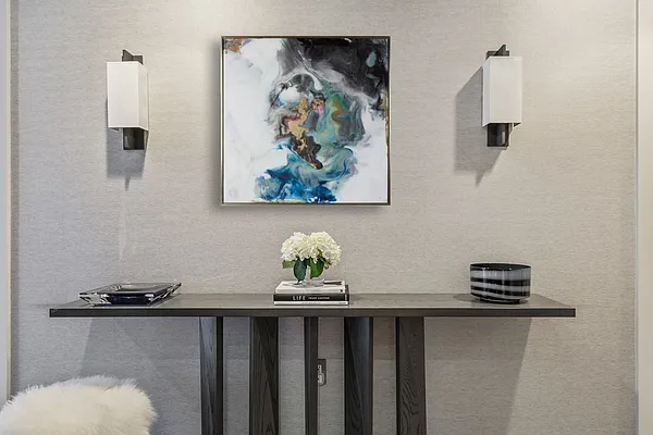 Sold by Compass | media 18