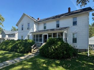 353 S Whiton St, Whitewater, WI 53190