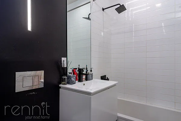 Rented by Rennit Inc. | media 27